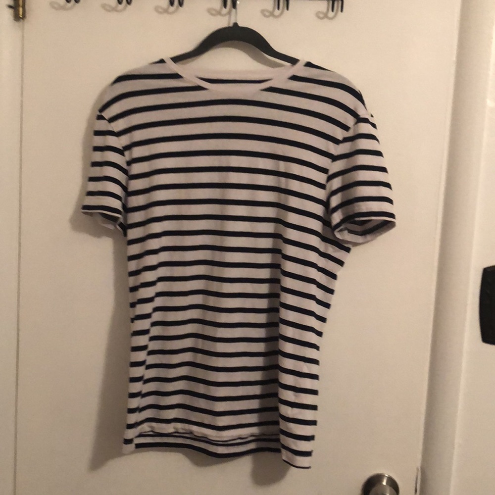 H&M blouse size US-XL  black and white.  Must have double $$ sign.